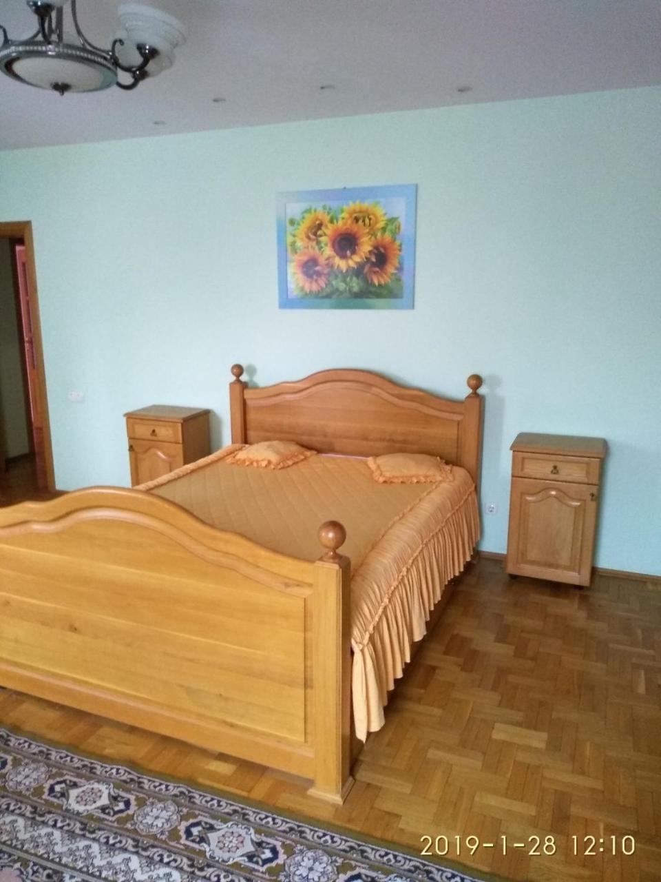 Будинок В Центрі Lutsʼk Extérieur photo